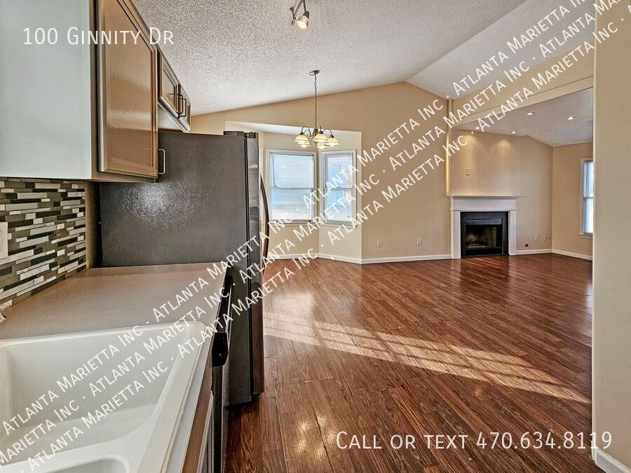 Charming 3 Bed, 2 Bath Home in Douglasville, GA property image