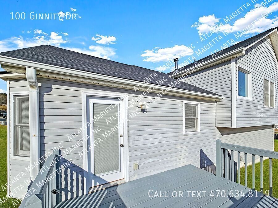 Charming 3 Bed, 2 Bath Home in Douglasville, GA property image