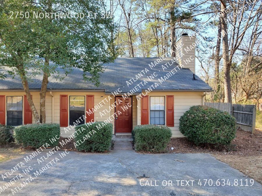 Recently Updated 2/2.5 Flat in Duplex Building property image