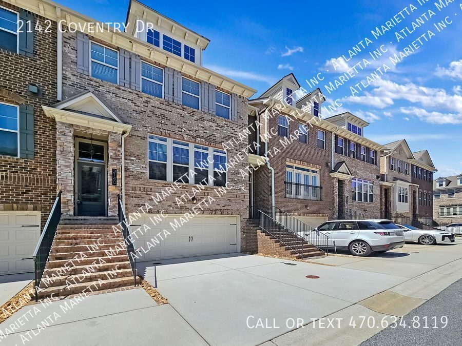 Luxury Brookhaven Townhome in Gated Townsend Community property image