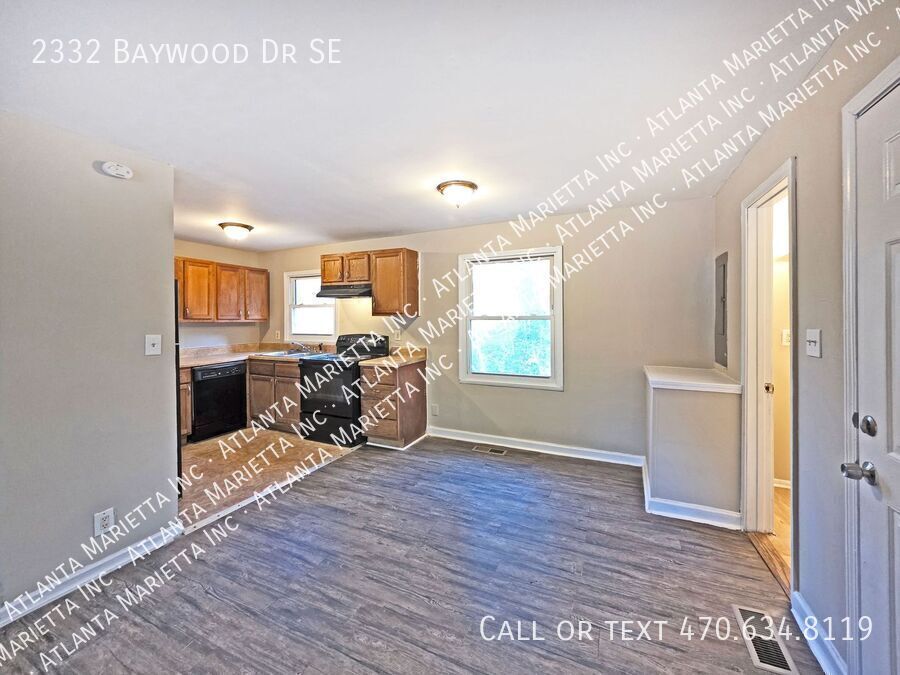 Updated 3-Bedroom Ranch Backing to Swann Nature Preserv property image