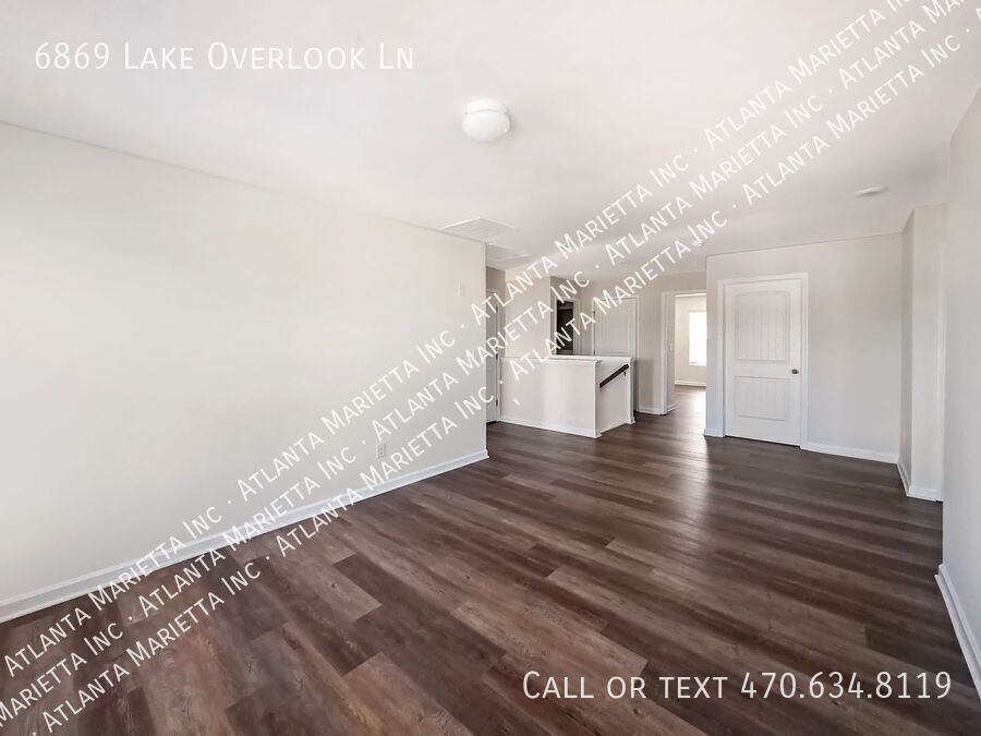 5-Bedroom Craftsman with Resort-Style Amenities in Sterling on the Lake property image