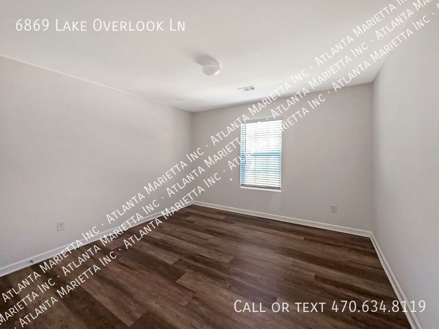 5-Bedroom Craftsman with Resort-Style Amenities in Sterling on the Lake property image