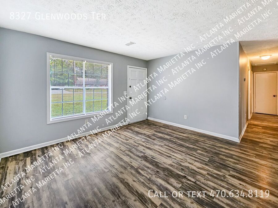 Coming January 1 - Charming 3-Bedroom, 1.5-Bath Duplex in Riverdale - Housing Vouchers Accepted property image