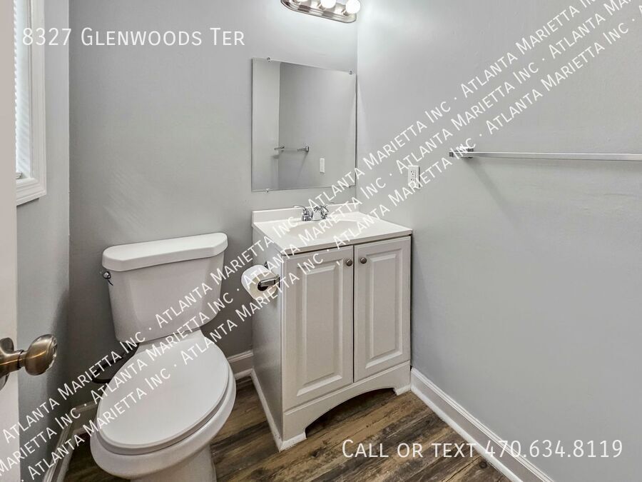 Coming January 1 - Charming 3-Bedroom, 1.5-Bath Duplex in Riverdale - Housing Vouchers Accepted property image