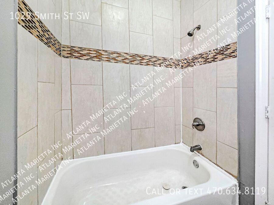 Recently Updated 4 Bedroom 2 Bath Ranch in the Pittsburgh area of Atlanta - Housing Vouchers Accepted property image