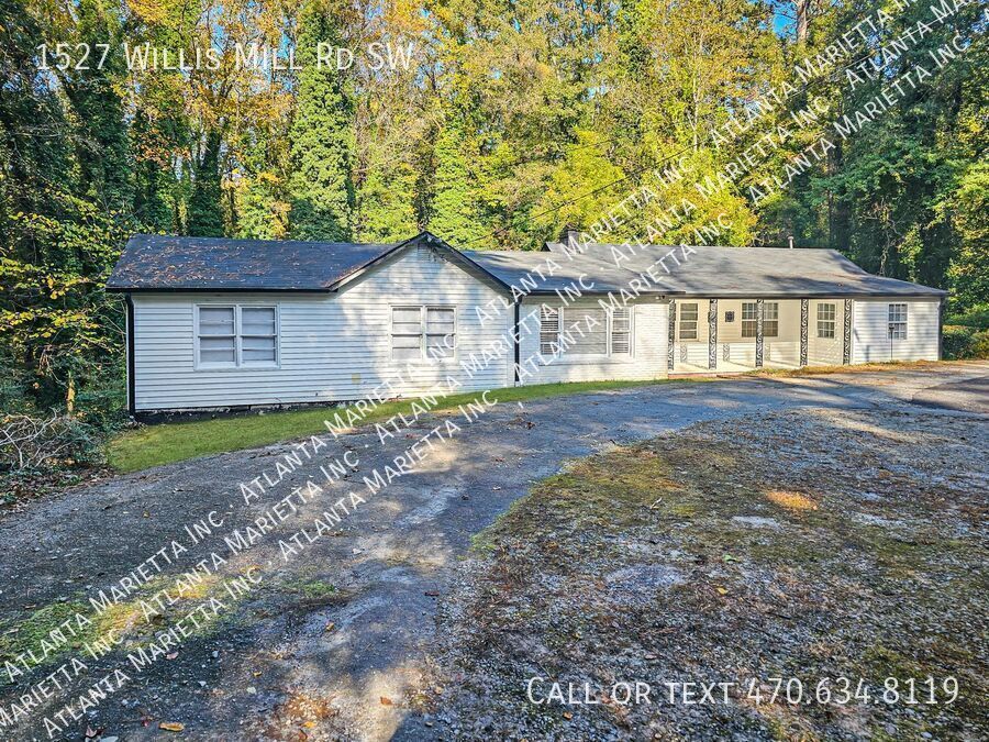 Charming 4-Bedroom, 3-Bath Ranch on Spacious Lot in Prime Atlanta Location property image