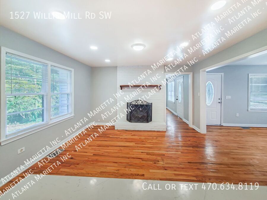 Charming 4-Bedroom, 3-Bath Ranch on Spacious Lot in Prime Atlanta Location property image