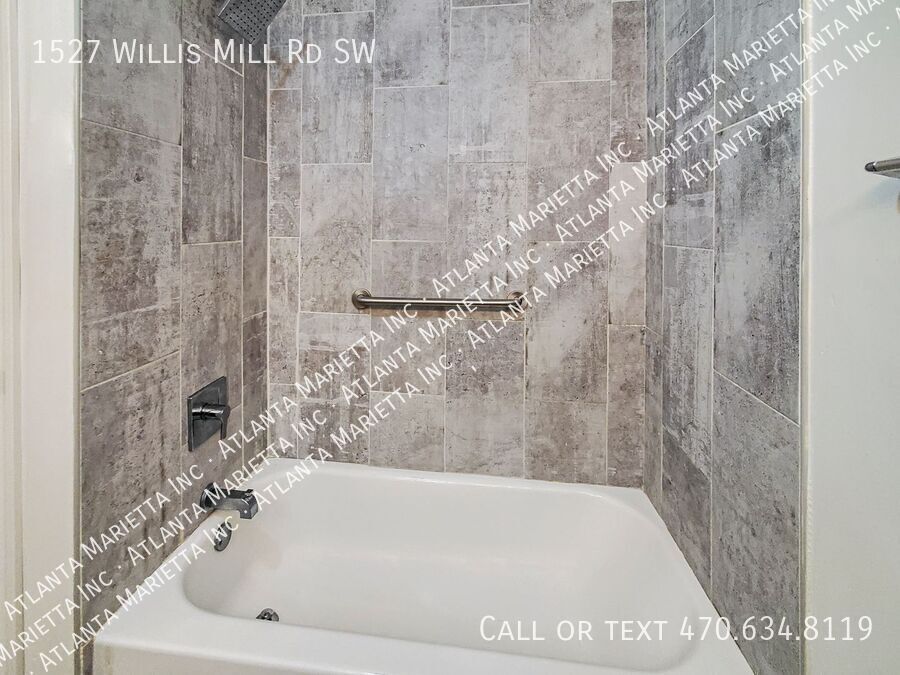 Charming 4-Bedroom, 3-Bath Ranch on Spacious Lot in Prime Atlanta Location property image