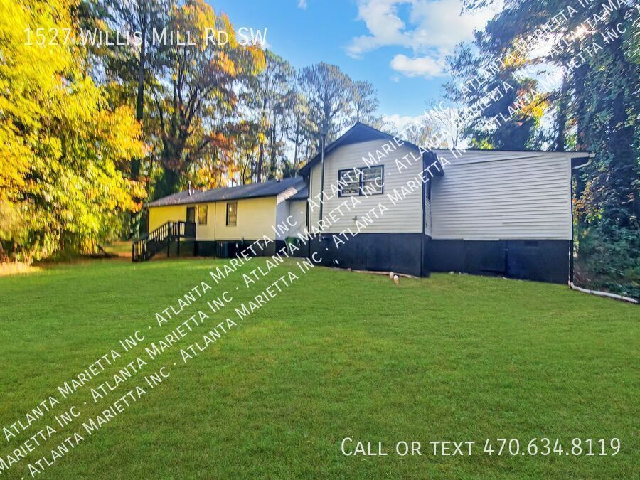 Charming 4-Bedroom, 3-Bath Ranch on Spacious Lot in Prime Atlanta Location property image