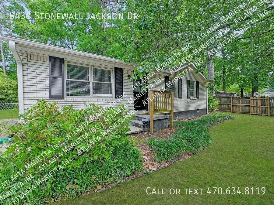 Updated 3-Bedroom Brick Ranch in Jonesboro with Fenced Yard & Prime Location property image