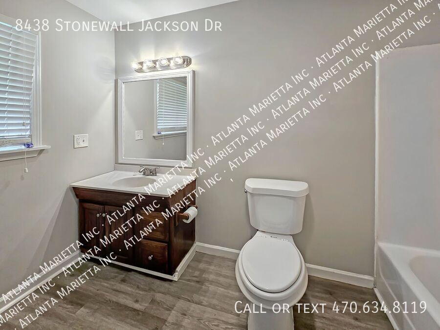 Updated 3-Bedroom Brick Ranch in Jonesboro with Fenced Yard & Prime Location property image