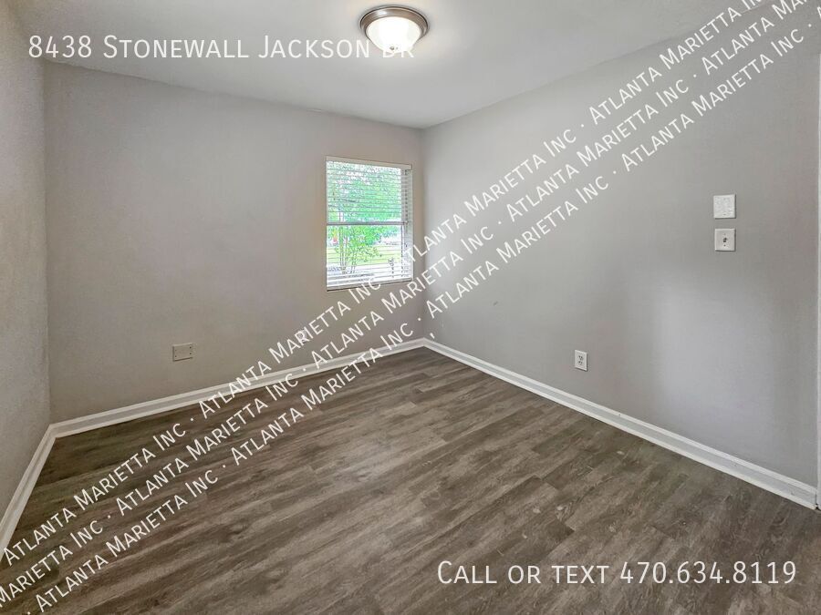 Updated 3-Bedroom Brick Ranch in Jonesboro with Fenced Yard & Prime Location property image