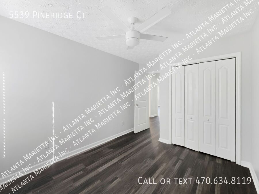 Charming Forest Park Townhome with Modern Finishes property image