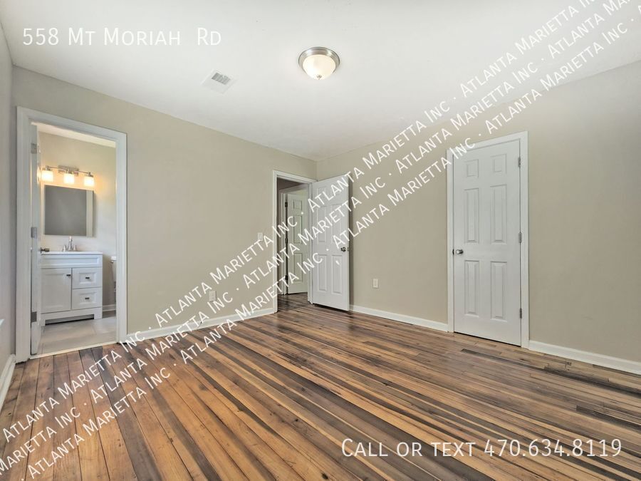 COMING IN JUNE! 3/2 Ranch in Dallas on Acre Lot property image