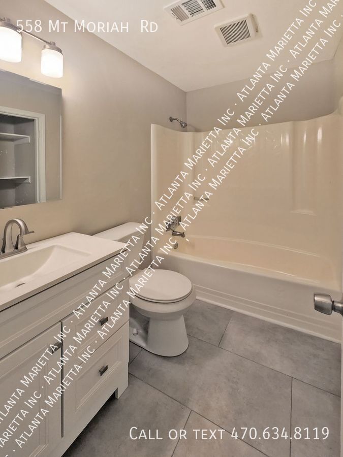 COMING IN JUNE! 3/2 Ranch in Dallas on Acre Lot property image