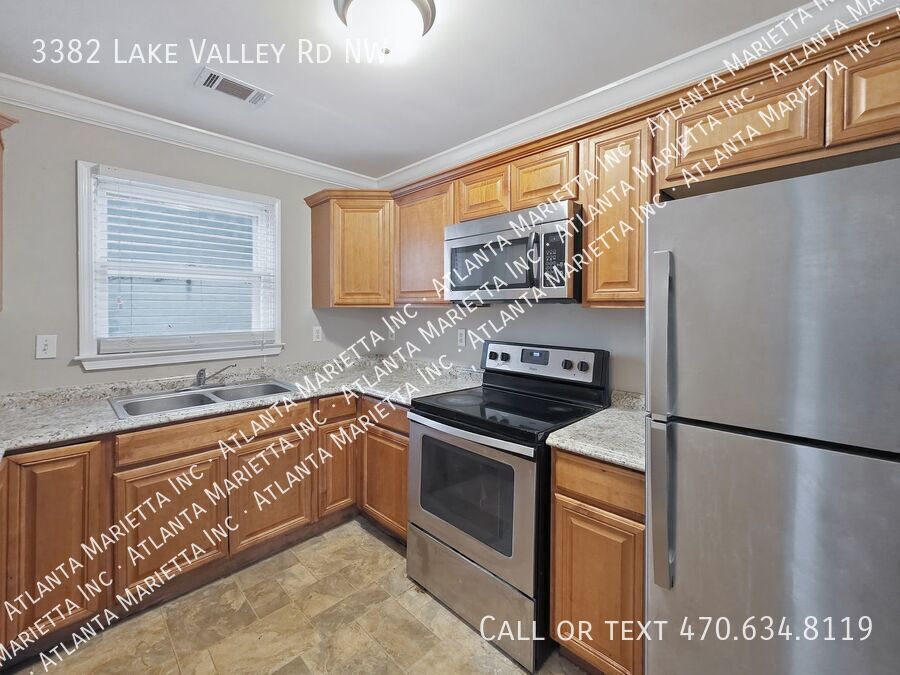 Fantastic 4 bedroom 2 bath home - Housing Vouchers Accepted property image