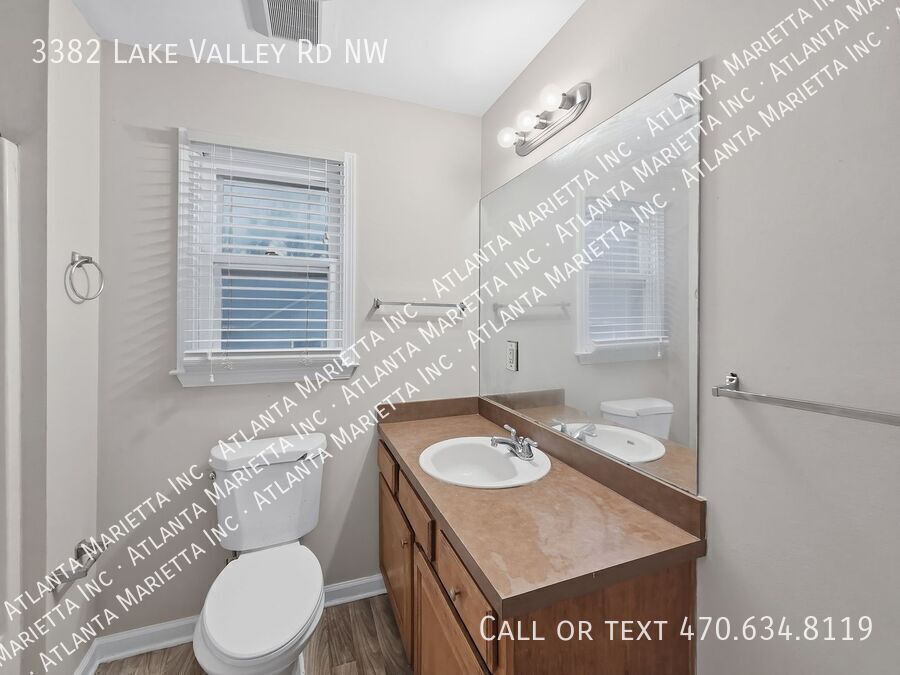 Fantastic 4 bedroom 2 bath home - Housing Vouchers Accepted property image