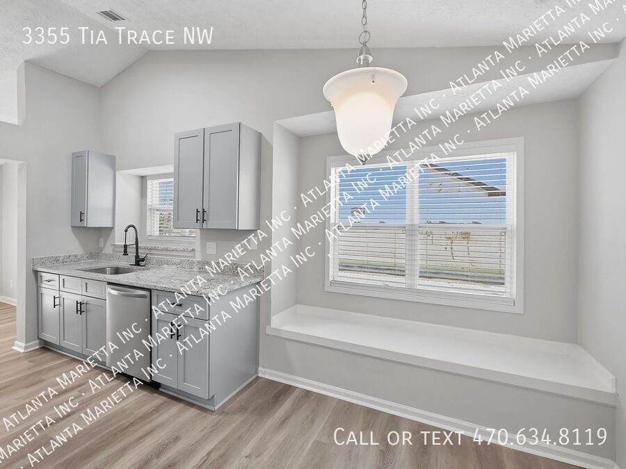 Charming Updated Ranch on Cul-de-Sac with Designer Finishes in Prime Kennesaw Location property image