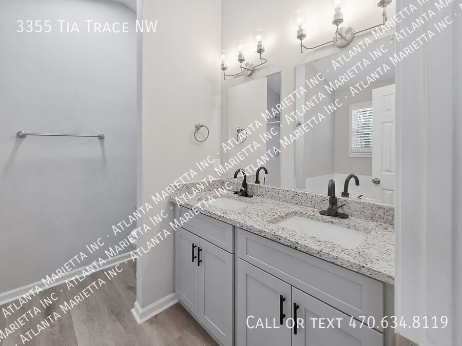 Charming Updated Ranch on Cul-de-Sac with Designer Finishes in Prime Kennesaw Location property image