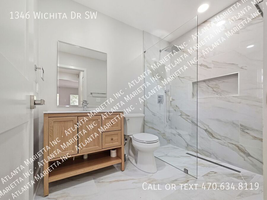 COMING SOON! Gorgeous 3 Bedroom 2 Bath ranch in Venetian Hills property image