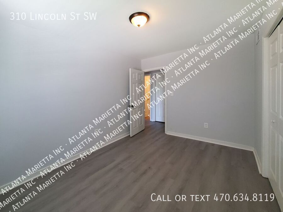 COMING SOON: Fantastic 3/1 Bungalow Near Langford Park - Housing Vouchers Accepted property image