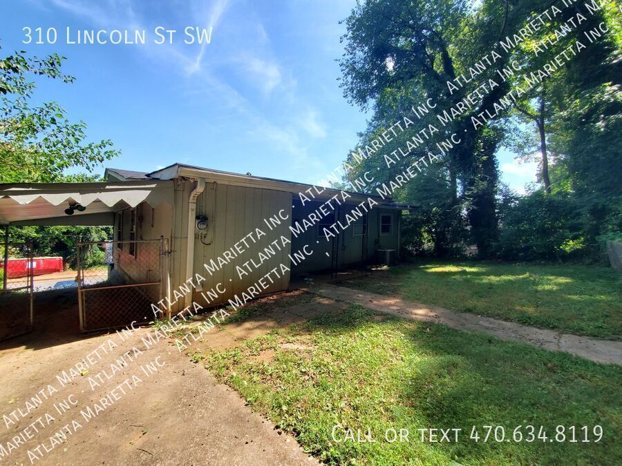 COMING SOON: Fantastic 3/1 Bungalow Near Langford Park - Housing Vouchers Accepted property image