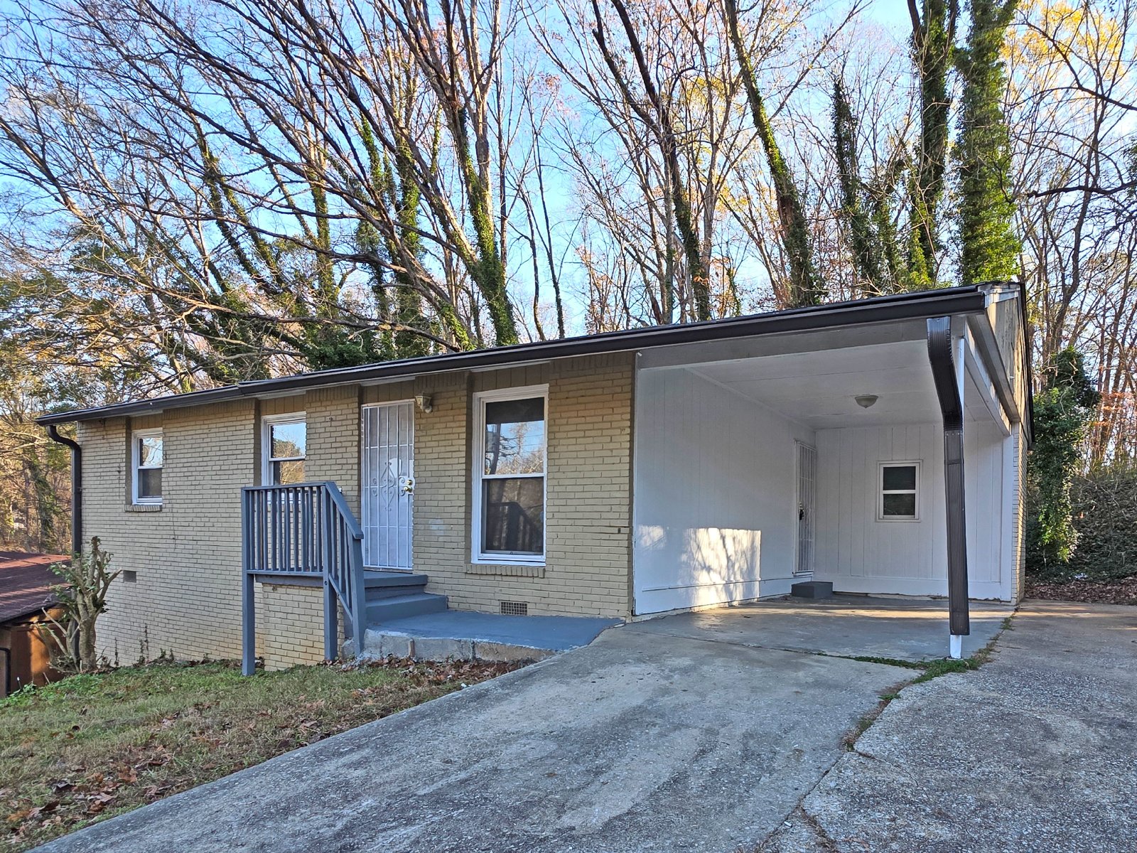 Updated 3-Bedroom Ranch Backing to Swann Nature Preserve - HOUSING VOUCHERS ACCEPTED property image