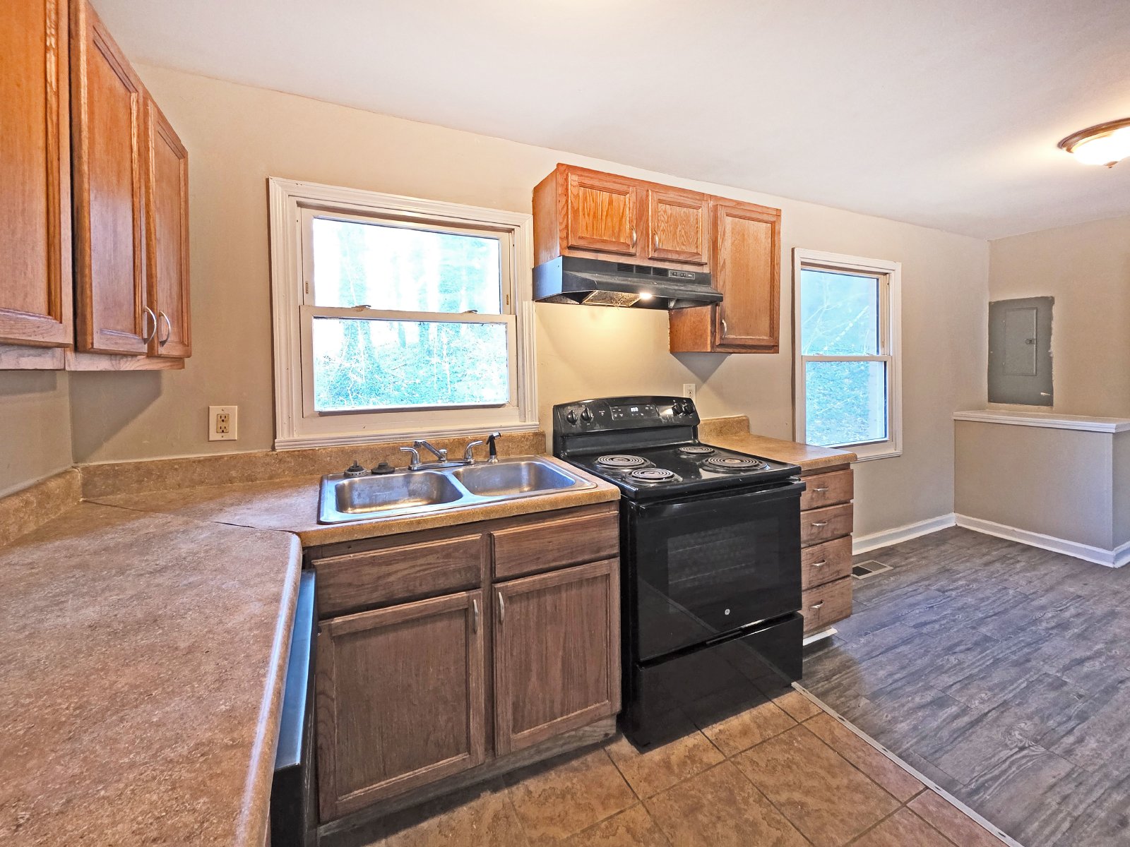 Updated 3-Bedroom Ranch Backing to Swann Nature Preserve - HOUSING VOUCHERS ACCEPTED property image