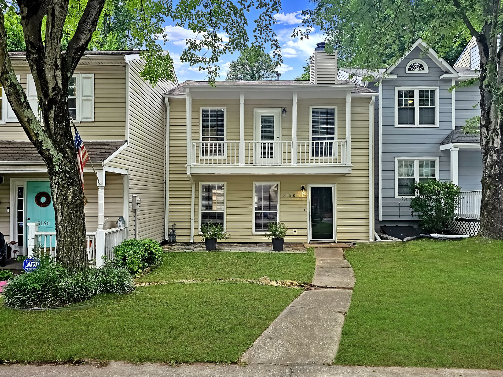 COMING SOON: Beautifully Updated 2/2.5 Townhome Near Truist Park property image