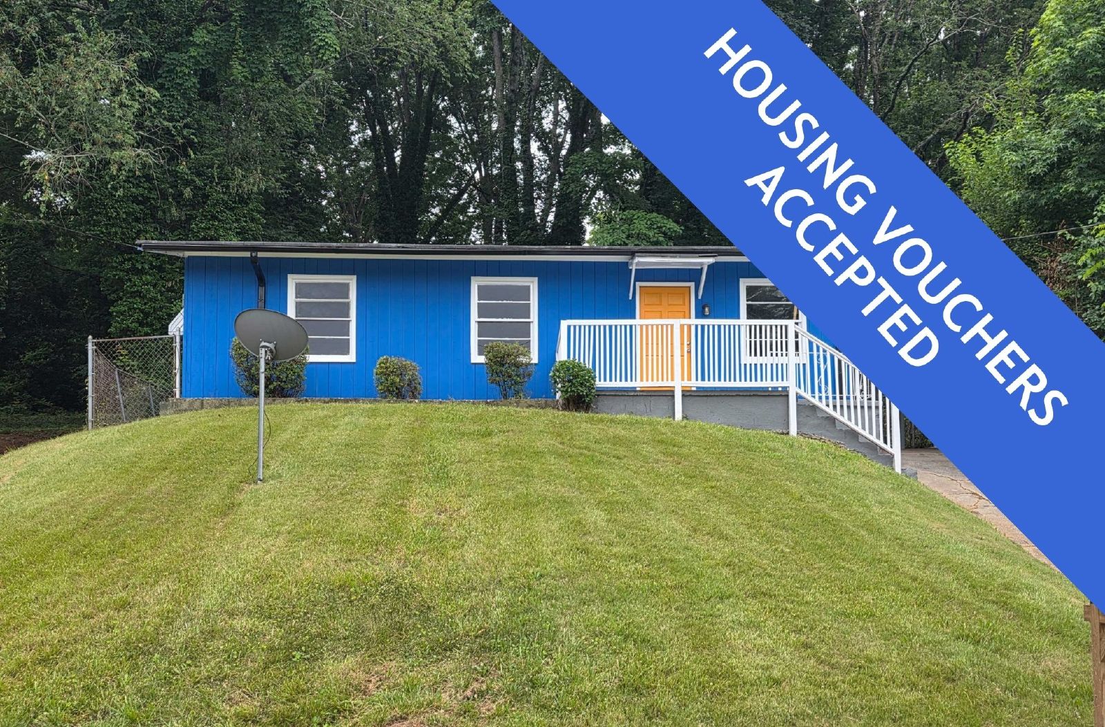 Fantastic 3/1 Bungalow Near Langford Park - Housing Vouchers Accepted property image