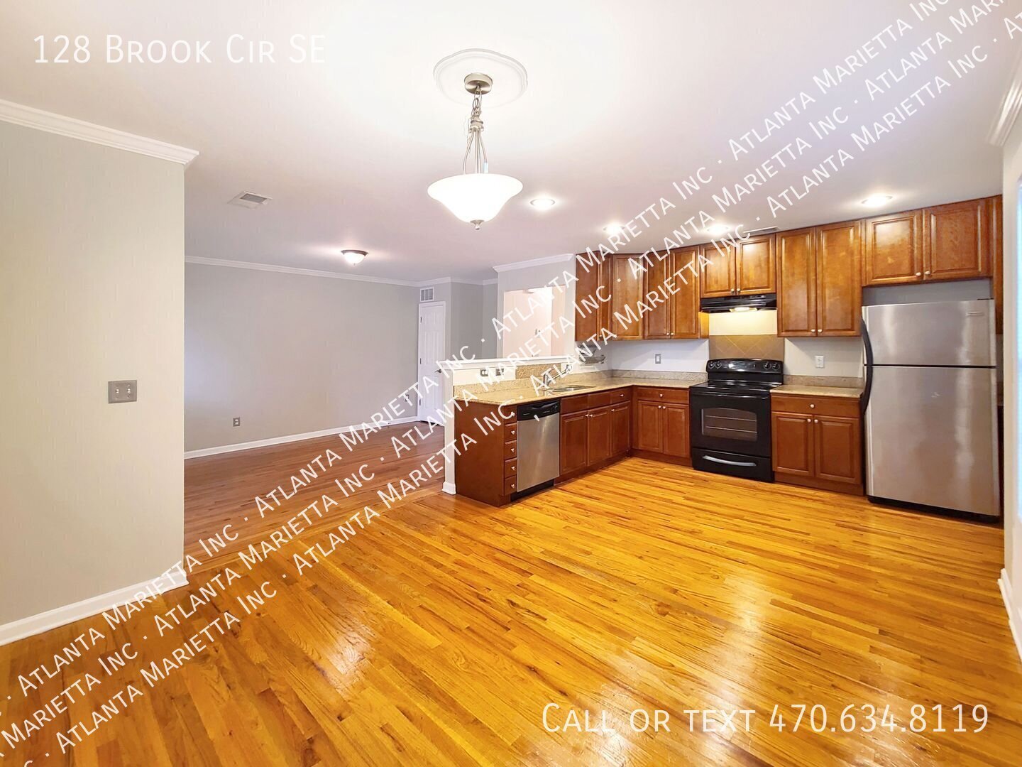 4/3.5 Townhome near KSU Marietta campus & Marietta Square - Ideal for Students property image