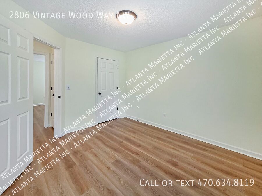 Beautifully Updated 3 Bedroom Ranch in Sought-After Ivey Park – Kennesaw property image