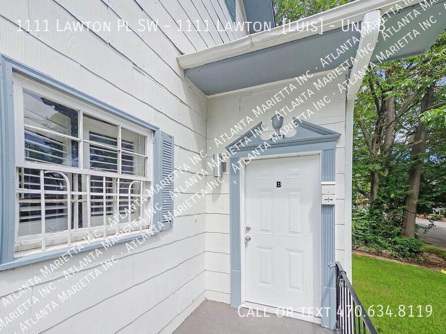 Updated 2-Bedroom Duplex with Modern Finishes in Atlanta’s West End - Housing Vouchers Accepted property image