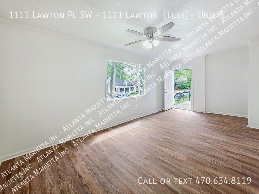 Updated 2-Bedroom Duplex with Modern Finishes in Atlanta’s West End - Housing Vouchers Accepted property image