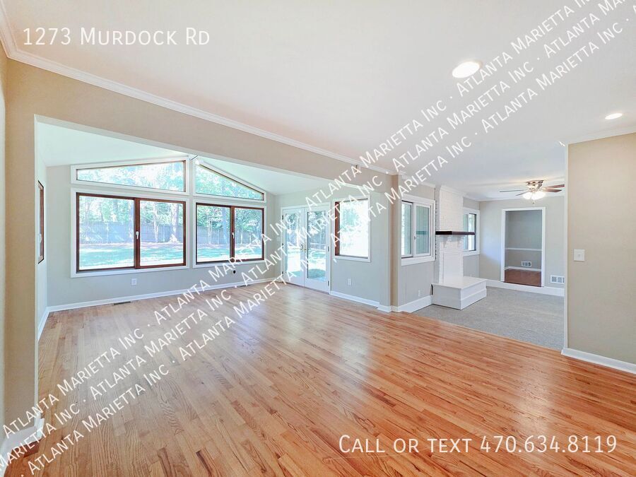 Stunning East Cobb Ranch in Top Walton High School District property image