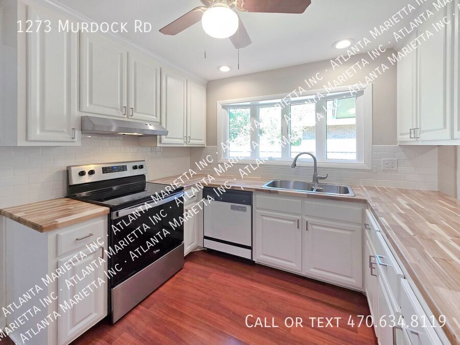 Stunning East Cobb Ranch in Top Walton High School District property image