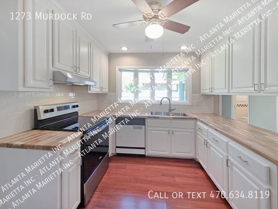 Stunning East Cobb Ranch in Top Walton High School District property image