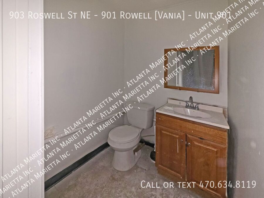 High-Visibility Retail Space Near the Big Chicken and Baptist Church on Roswell Road property image